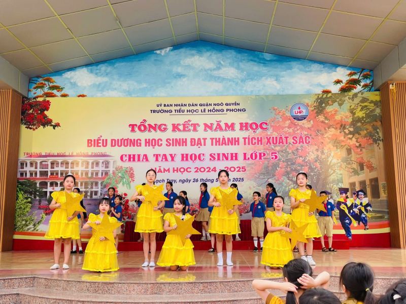 Trường Tiểu học Lê Hồng Phong