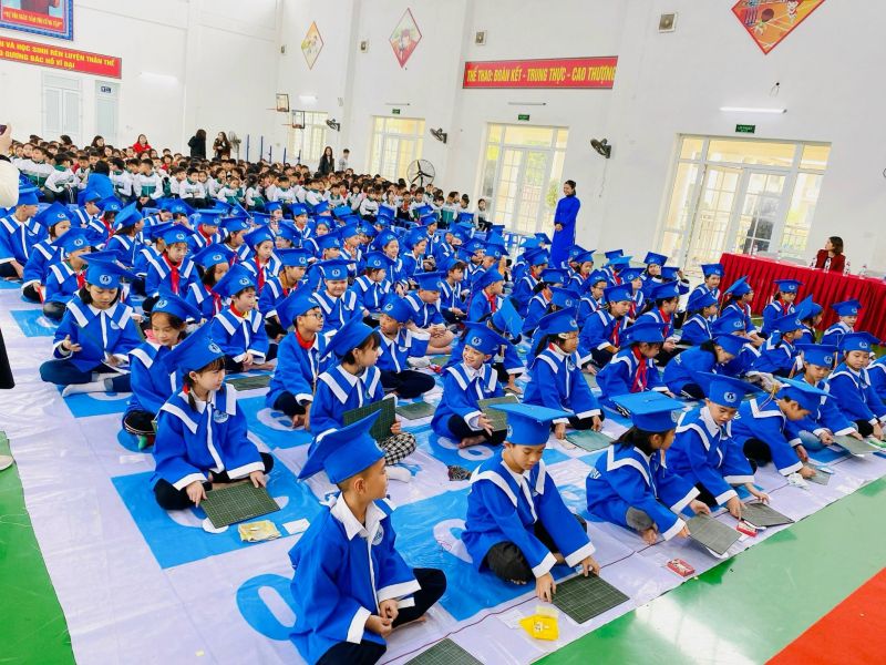 Trường Tiểu học Liên Hà