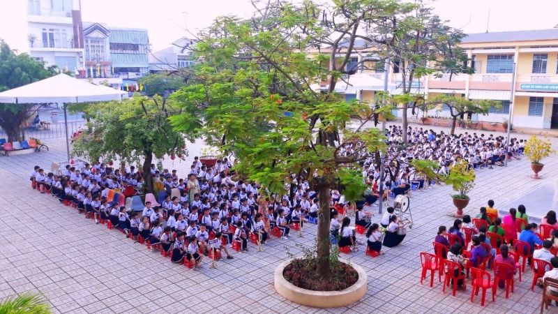 Trường Tiểu học Nguyễn Bỉnh Khiêm