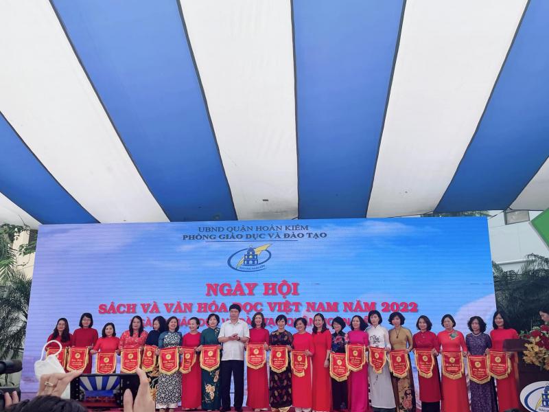 Trường Tiểu học Phúc Tân