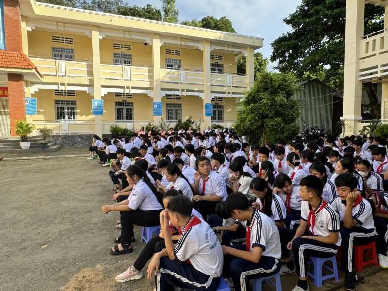 Trường Trung Học Cơ Sở Dương Tơ