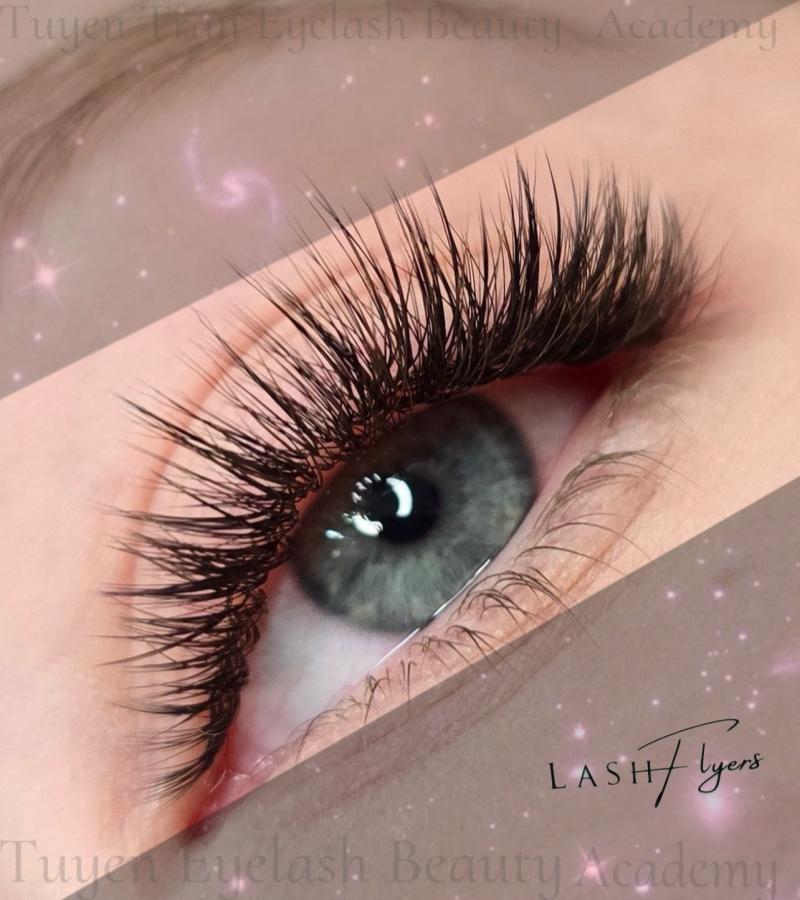 Tuyền Trần EyeLash