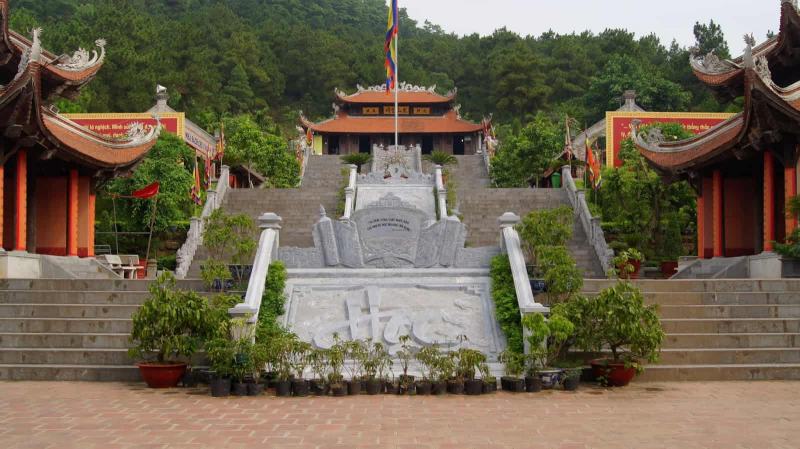Vân Hải Linh Từ