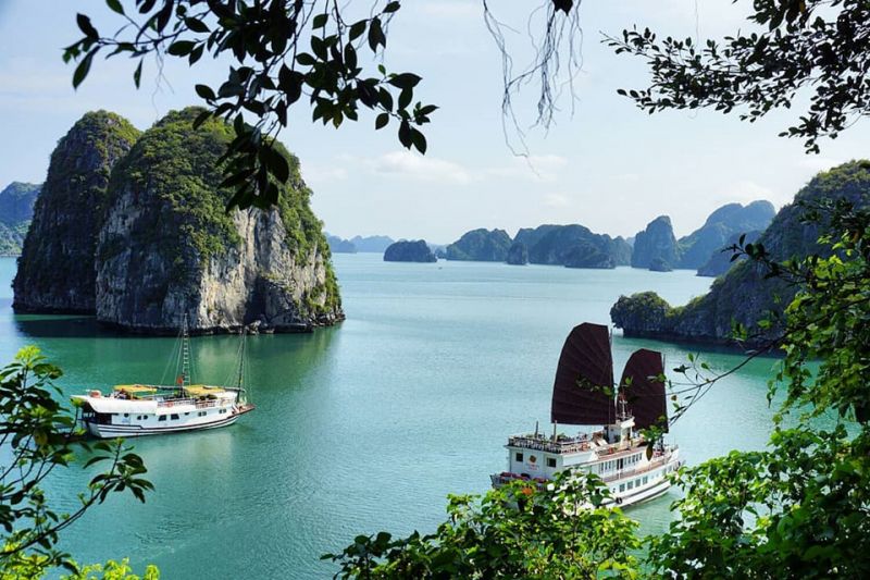 Vịnh Hạ Long – Quảng Ninh