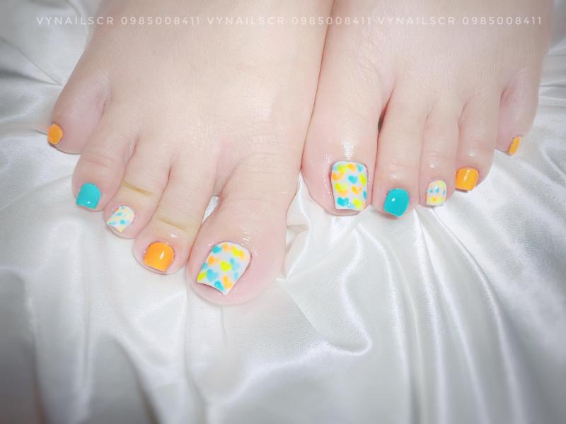 Vy Nails