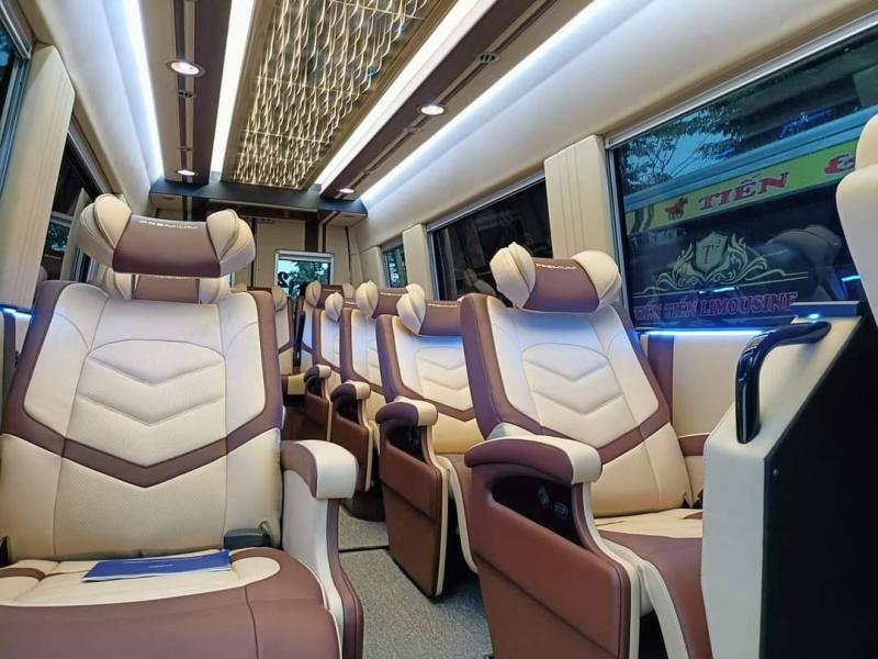 Xe khách Tiến Tiến