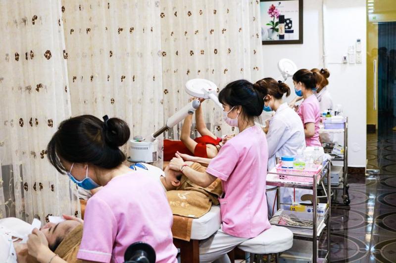 YB spa