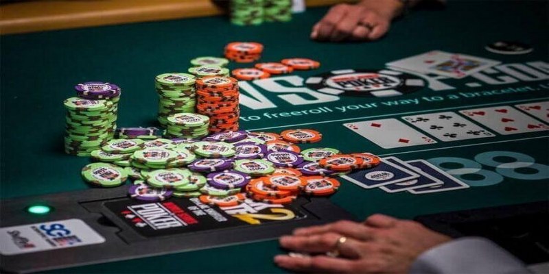 Luật Chơi Poker Dễ Hiểu, Nhập Cuộc Nhanh, Cược Thắng Lớn 3 4 vòng cược trong ván bài Poker